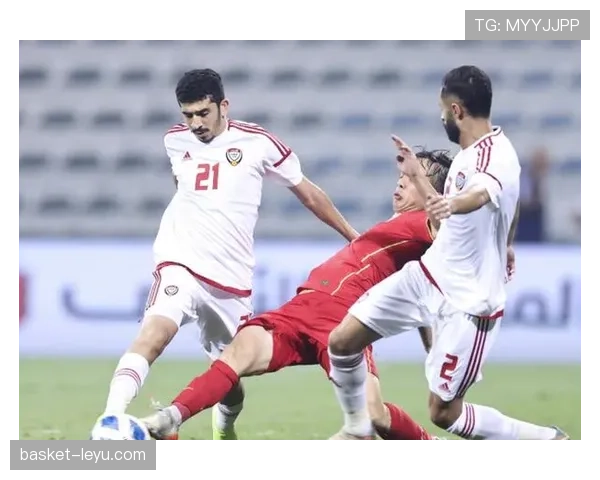 巴拉圭队全新逼抢体系引热议,战术革新助推球队实力稳步提升 巴拉圭队全新逼抢体系引热议,战术革新助推球队实力稳步提升