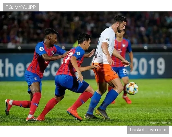 德甲新星闪耀赛场，年轻球员状态回暖重塑联赛格局