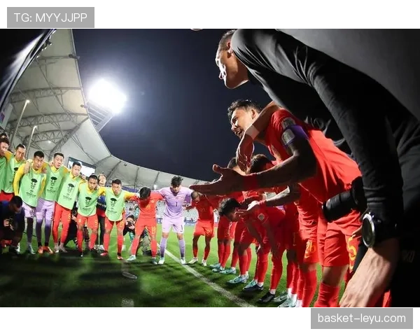 伊萨克森边路突破建功,助球队斩获关键胜利状态持续攀升 伊萨克森边路突破建功,助球队斩获关键胜利状态持续攀升