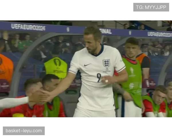 凯恩稳健发挥助英格兰挺进欧洲杯下一轮 凯恩稳健发挥助英格兰挺进欧洲杯下一轮